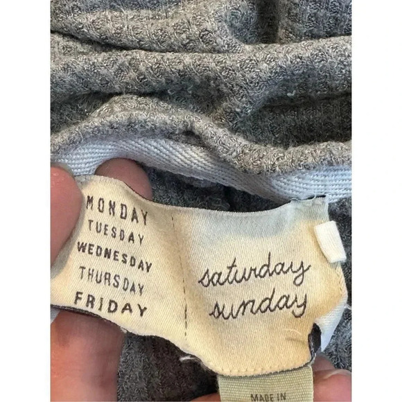 Anthropologie Oversized Waffle Knit Thermal Tunic Top XS Gray Raw Hem Lagenlook - Picture 9 of 10